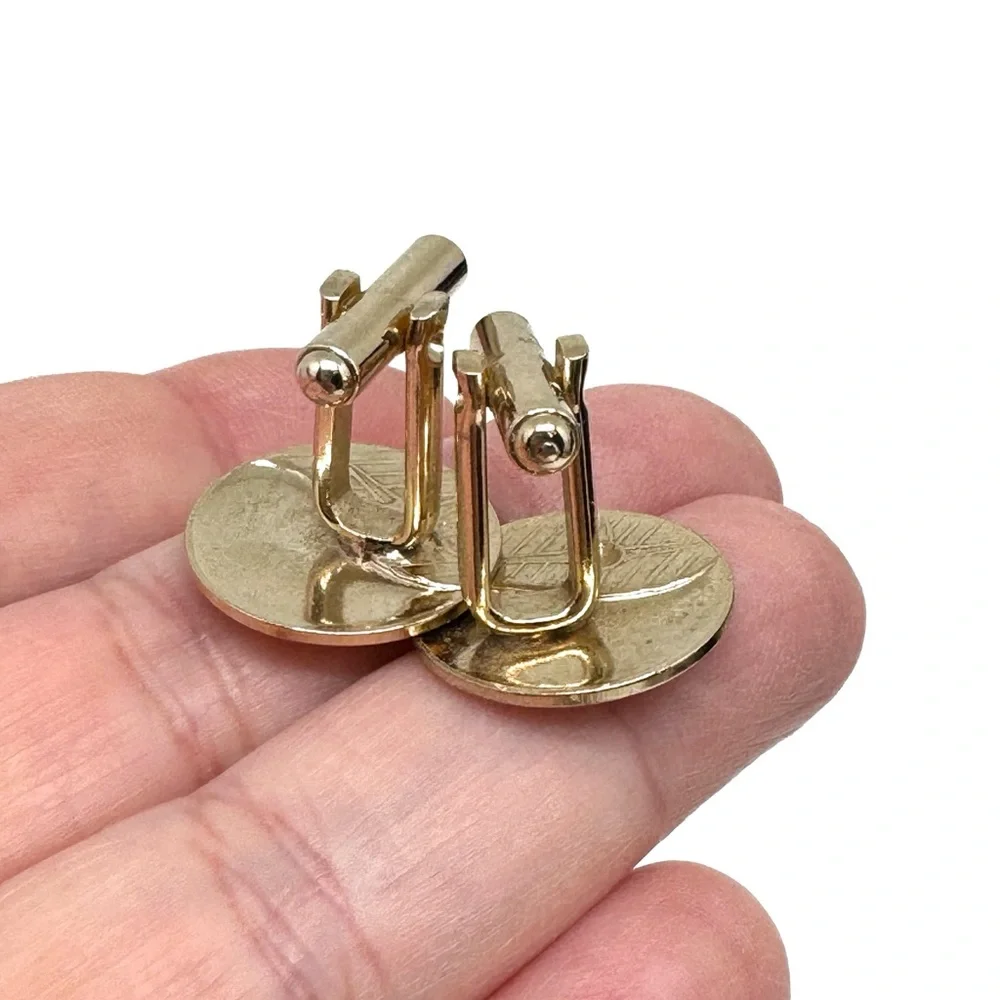 Vintage Goldtone Yin Yang Cufflinks
